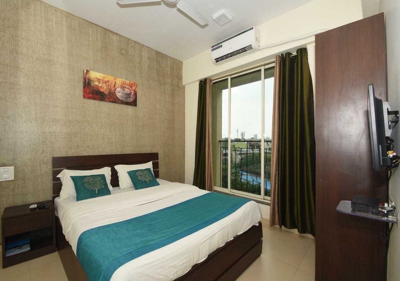 Hotel Iris Suites, Navi Mumbai Dış mekan fotoğraf